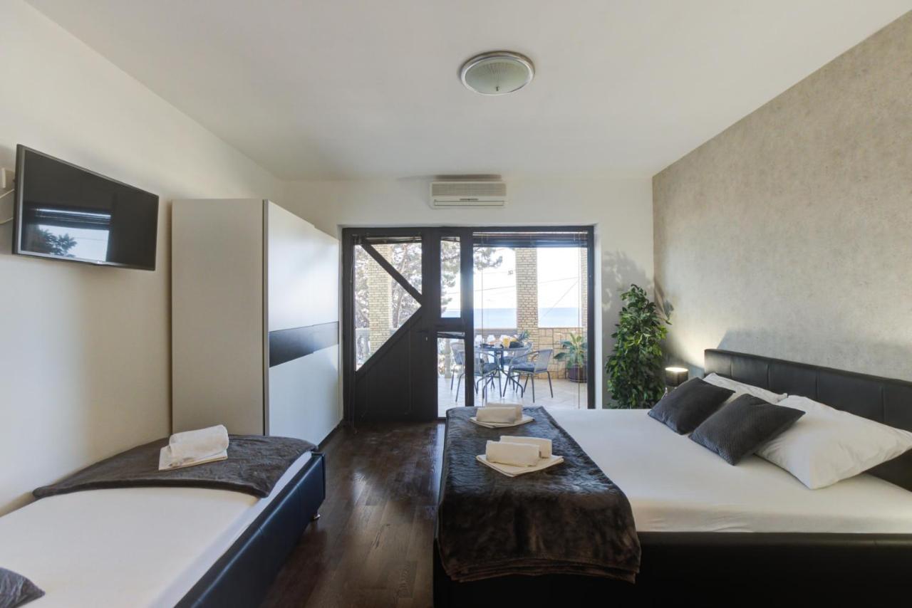 Apartments Matia Сень Экстерьер фото